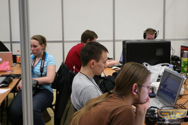 �����-����