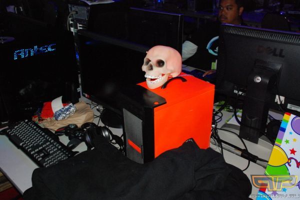 �������� � LAN ������� - team mate